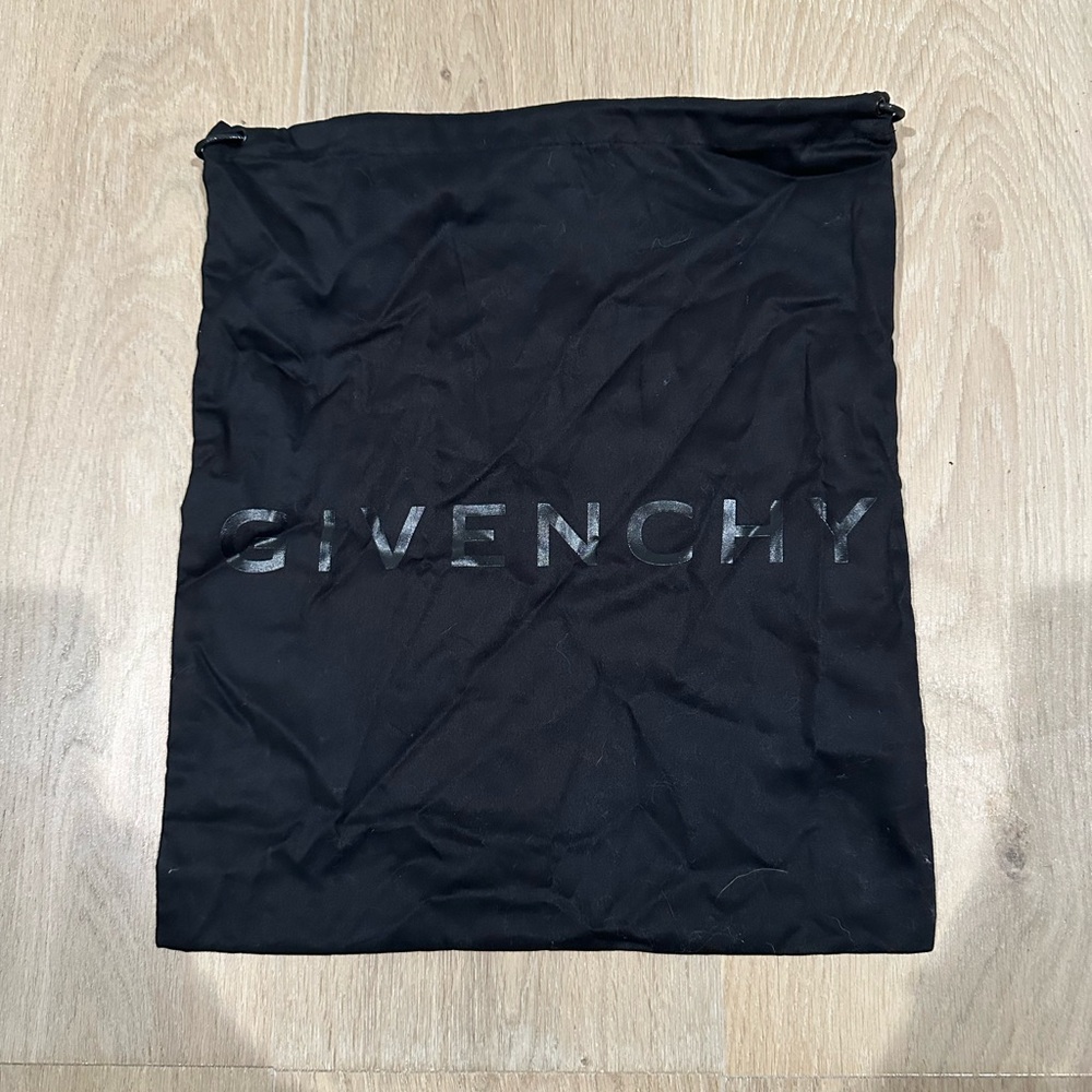Givenchy Medium Dust Bag - image 1